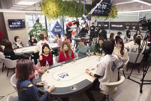 ポーカー大会2018日本：熱狂の舞台で勝者を決める